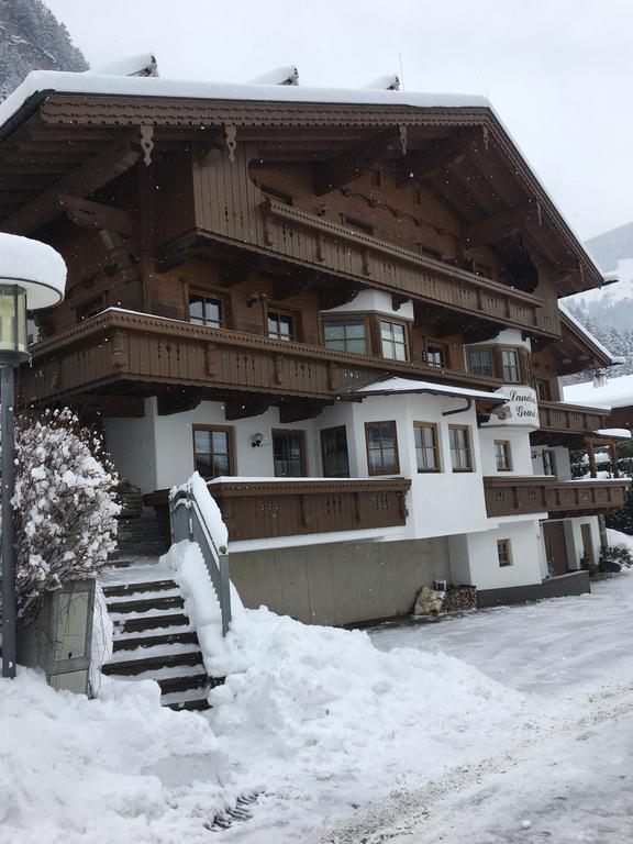 Landhaus Granat Mayrhofen Bagian luar foto